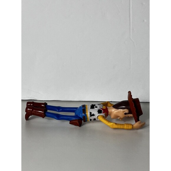 Disney Pixar Toy Story 4 2017 Sheriff Woody Jointed Poseable 6” Action Figure - Picture 3 of 6